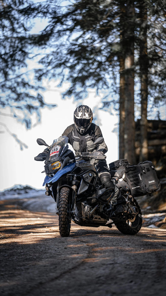 BB22D564-CAEC-4A51-AC36-FA7738F70956