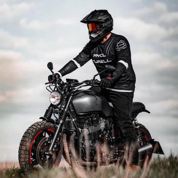 BCF9C378-F480-4A53-9B26-B19F2A96094D