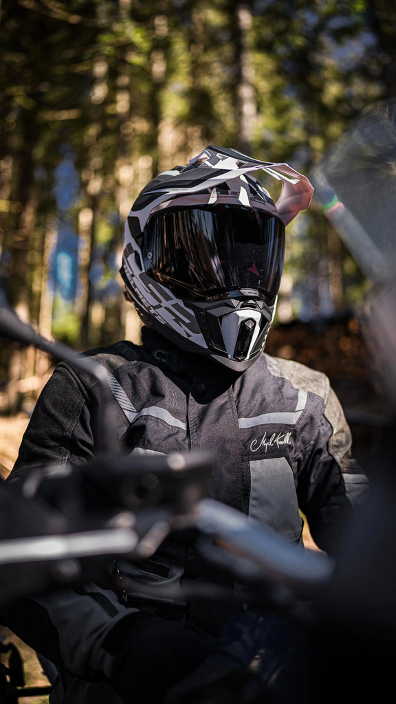 DA56264D-B1C0-4075-BB1A-5BE783EB78E1