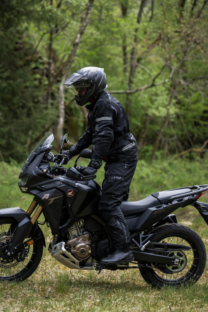 trans-schwarz-24-von-27