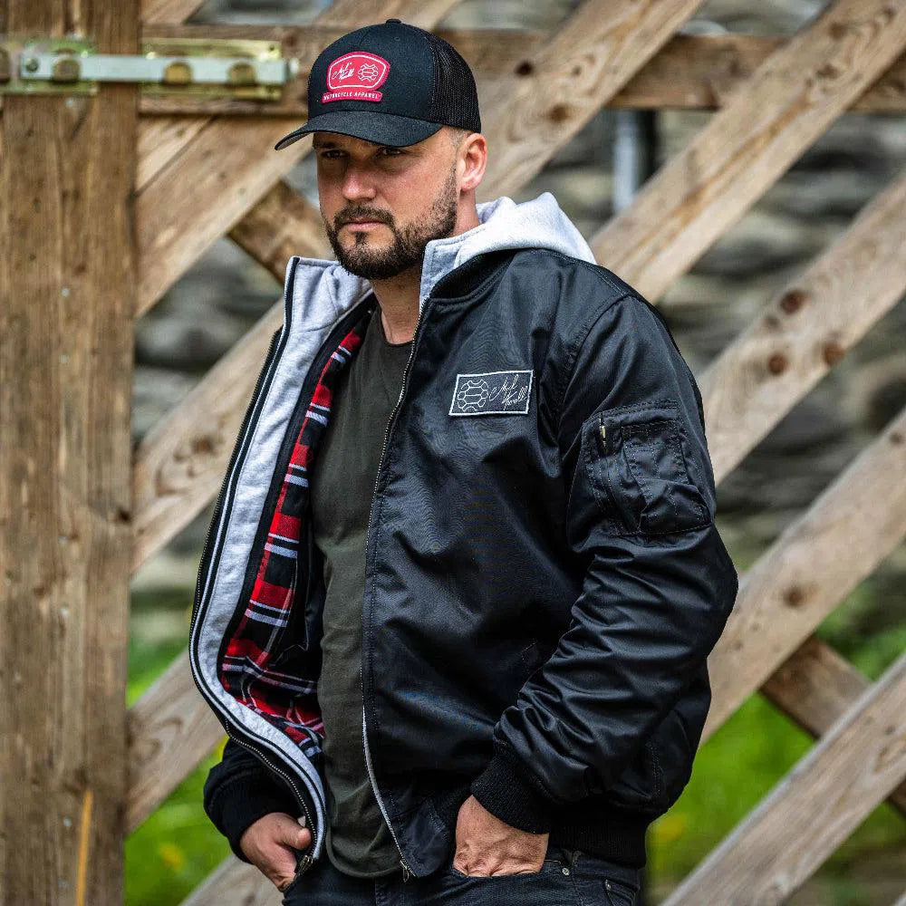 trans-schwarz-43-von-75