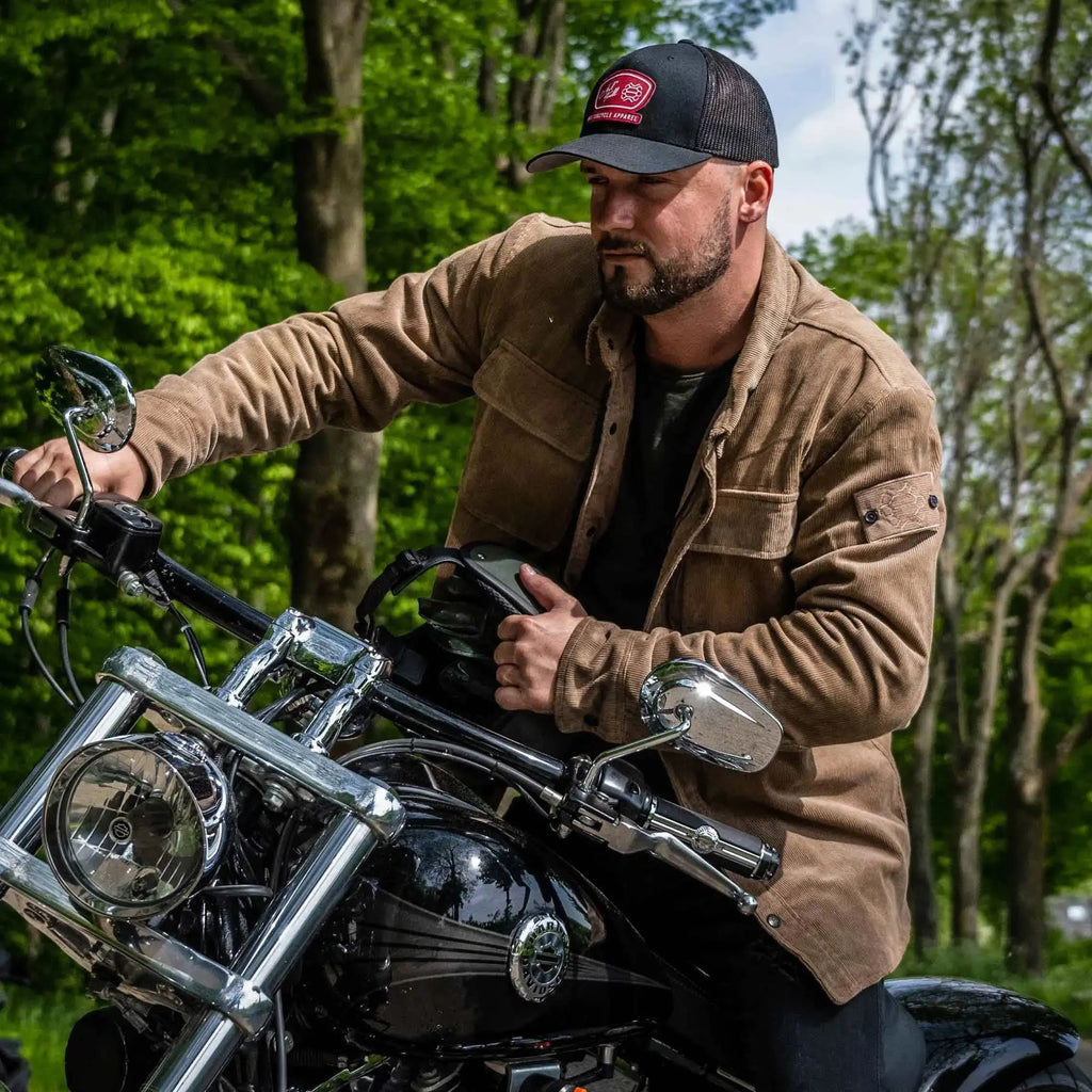 trans-schwarz-5-von-75