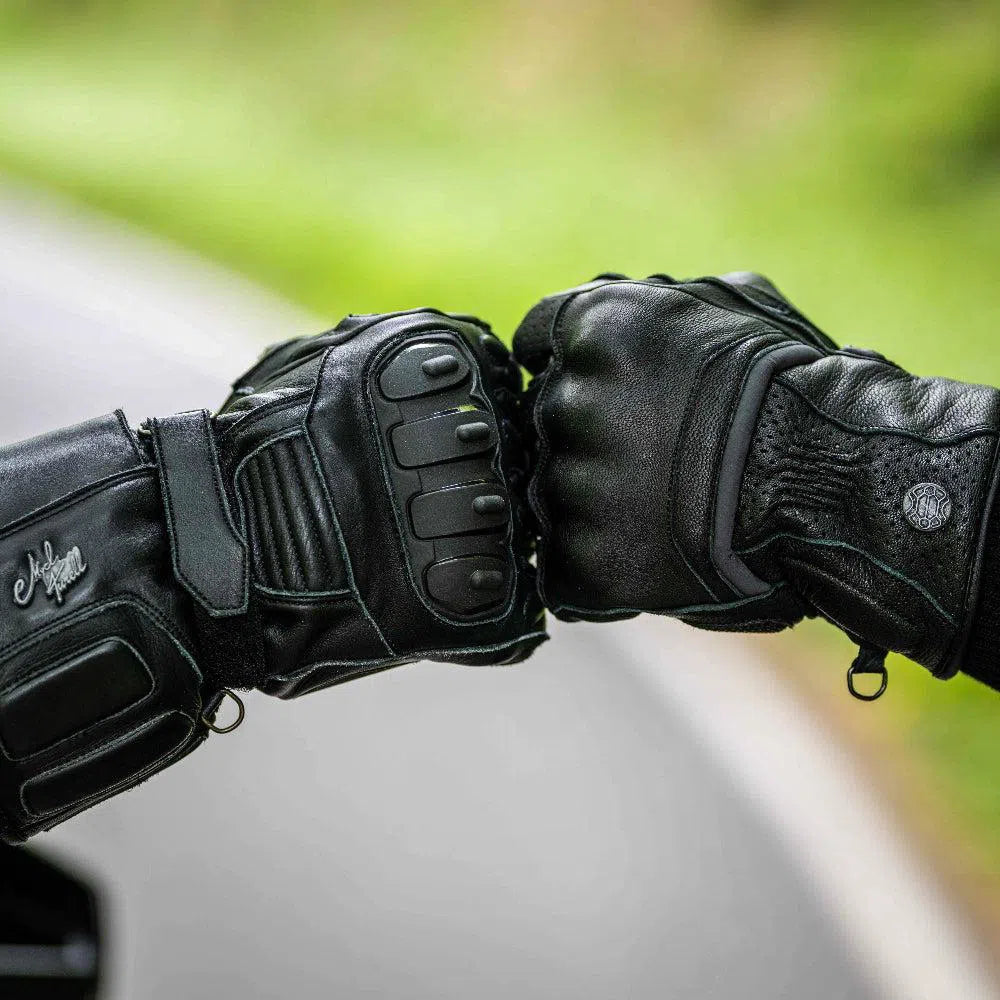 trans-schwarz-74-von-75-Kopie